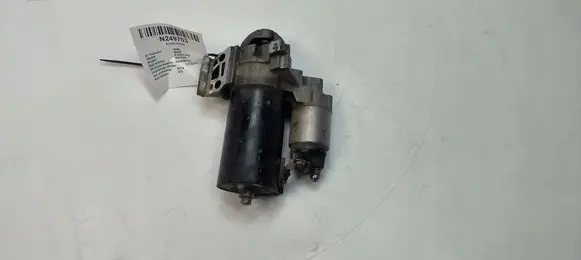 BMW 5 G30 G31 Starter motor 8589891