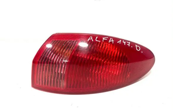Alfa Romeo 147 Rear/tail lights 46556347 03323010