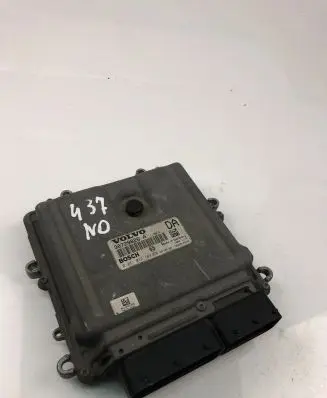Volvo S60 Engine control unit/module ECU 30729826A 0281012103