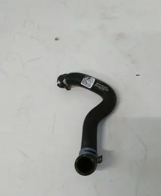Audi A4 S4 B9 Engine coolant pipe/hose 8W0122448A