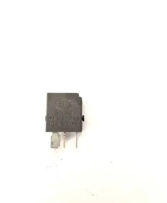 Mercedes-Benz E W211 Other relay 5151A2 0025421119
