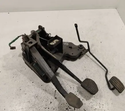 Citroen C5 Pedal assembly 9636508180