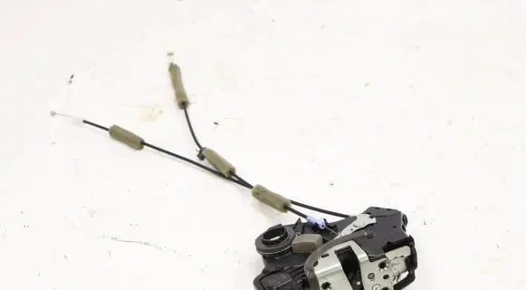 Honda Civic IX Rear door lock