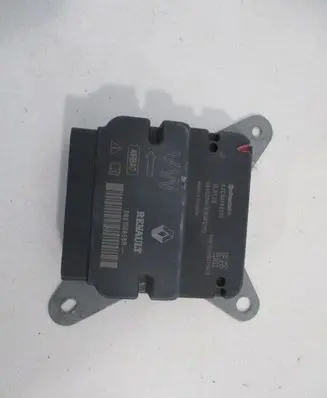 Renault Twingo III Airbag control unit/module 