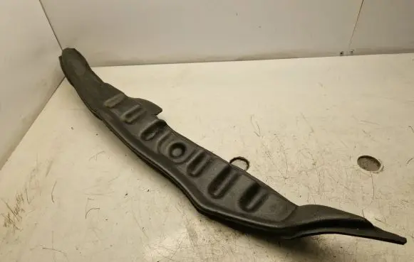 Jeep Grand Cherokee Fender foam support/seal 68046264A