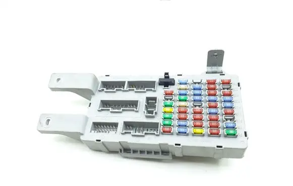 Hyundai Santa Fe Fuse module 919502B400