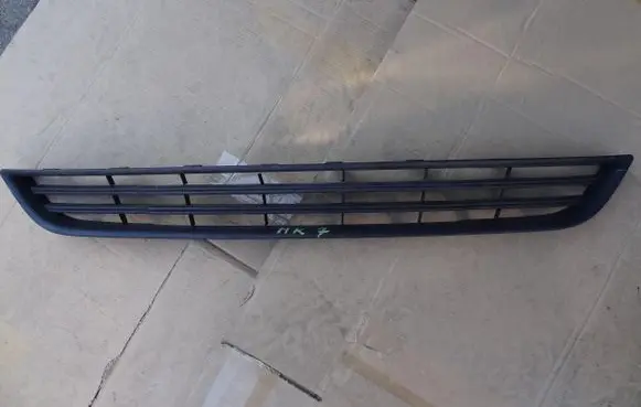 Ford Fiesta Front bumper lower grill C1BB-17K945-AA
