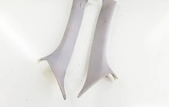 Volvo V70 (B) pillar trim (top)