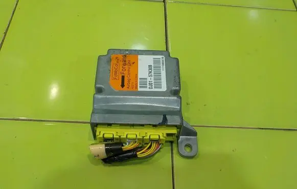 Mazda 2 Airbag control unit/module DJ0157K30B