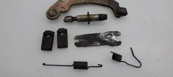 Toyota Avensis T250 Other brake parts 