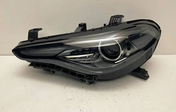Alfa Romeo Giulia Headlight/headlamp 50564104 08G21T1