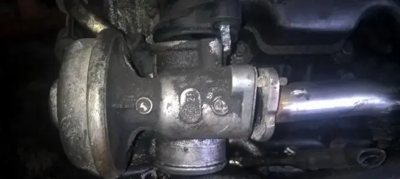 Ford Mondeo Mk III EGR valve