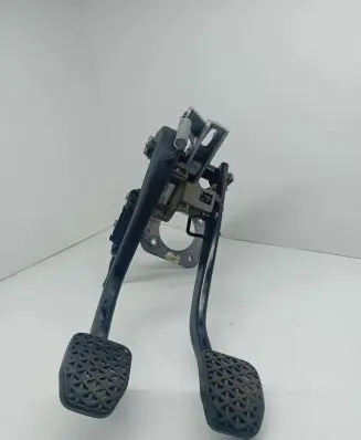 BMW 3 E46 Brake pedal 2229128