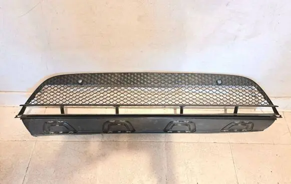 Mercedes-Benz GLC X253 C253 Front bumper lower grill A2538852400