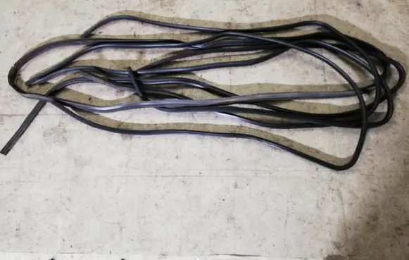 Citroen C-Crosser Front door rubber seal