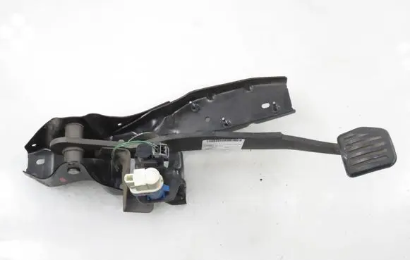 Ford S-MAX Brake pedal 6G922D094JE