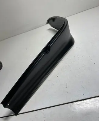 Volkswagen Touran I Rear/tail light trim molding 