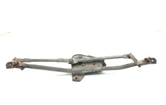 Audi A4 S4 B5 8D Front wiper linkage and motor