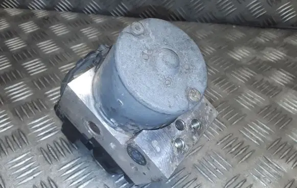 Toyota Corolla E120 E130 ABS Pump 0265216850 4451002050 0273004571