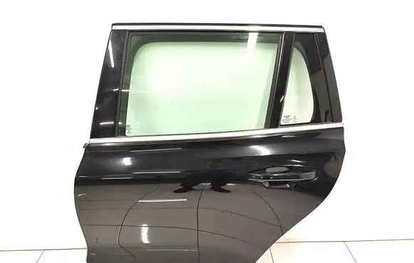 Rear door