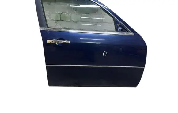 Chrysler 300 - 300C Front door