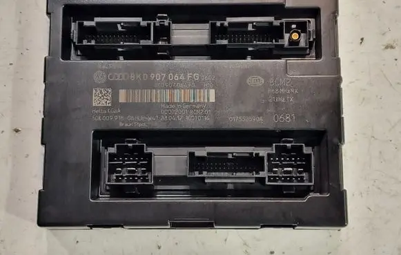 Audi Q5 SQ5 Comfort/convenience module 8K0907064FG