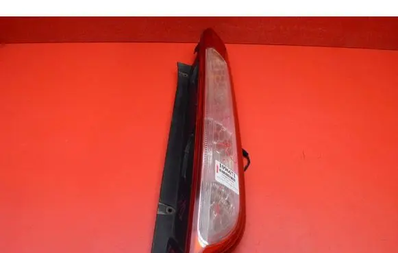 Ford Focus C-MAX Rear/tail lights 8M5113404A