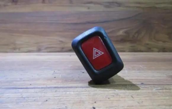 Nissan Almera N16 Hazard light switch 06016