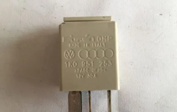 Skoda Octavia Mk2 (1Z) Other relay 1K0951253