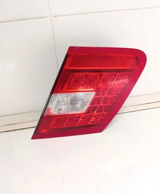 Mercedes-Benz E W212 Tailgate rear/tail lights A2128200864