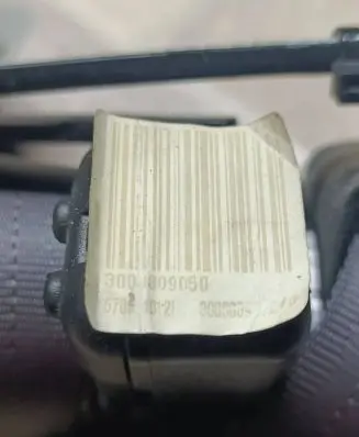 Volvo S60 Front seatbelt