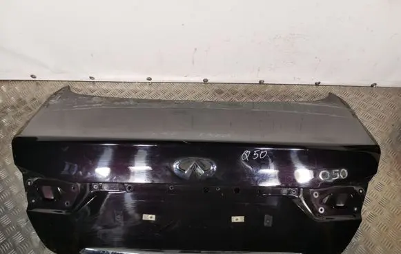Infiniti Q50 Tailgate/trunk/boot lid Q50BAGAZINE
