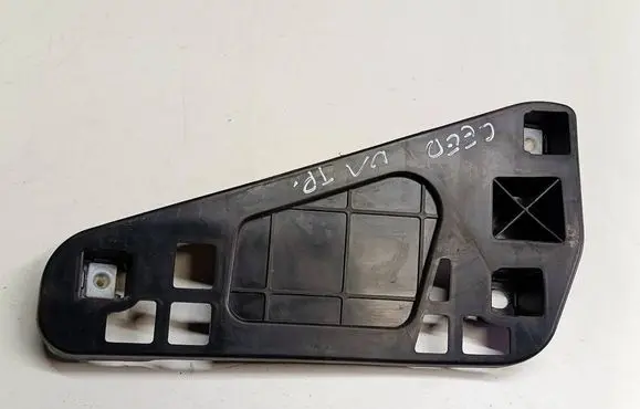 KIA Ceed Rear bumper mounting bracket 866241H100U1 866241H100
