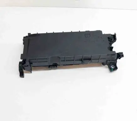 Mercedes-Benz A W176 Fuse box set A2465400140 A2465451440