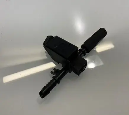 Mercedes-Benz C W204 Windshield washer spray nozzle 