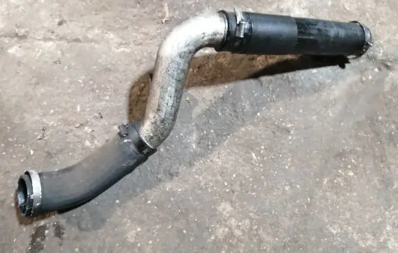 Opel Antara Intercooler hose/pipe