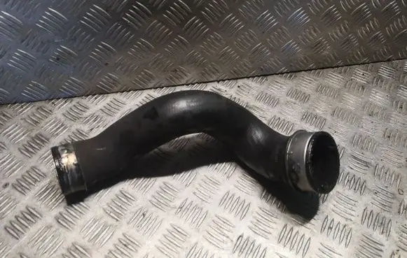 Mercedes-Benz C W203 Intercooler hose/pipe 2035280282 A2035280282