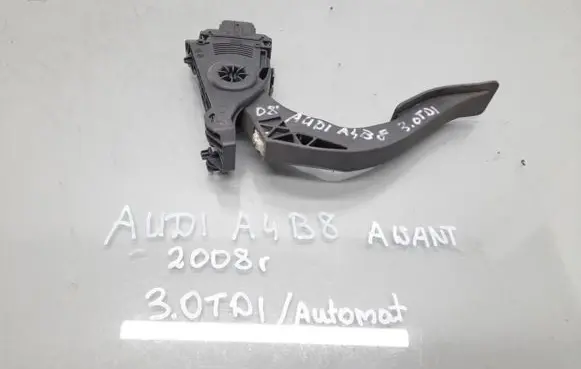 Audi A4 S4 B8 8K Accelerator throttle pedal 8K1723523