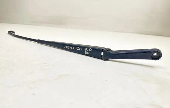 Opel Zafira A Front wiper blade arm 90582558
