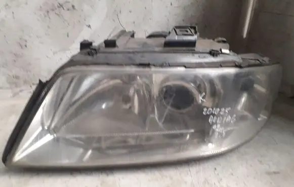 Audi A6 S6 C5 4B Headlight/headlamp