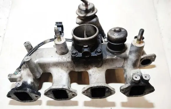 Nissan Navara D22 Intake manifold