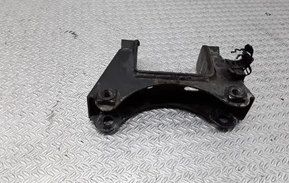 Audi A2 Engine mounting bracket 8Z0199111F