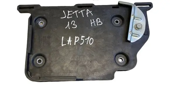 Volkswagen Jetta VI Battery tray 5C0915331 YRP4012686A