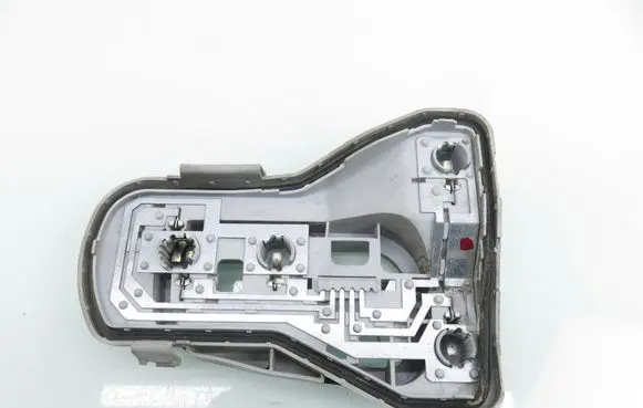 Volkswagen Polo IV 9N3 Tail light bulb cover holder 6Q6945257F