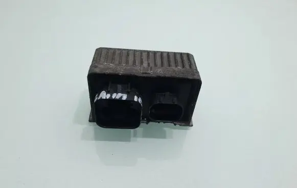 Opel Insignia A Glow plug pre-heat relay 55574293