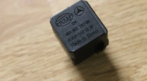 Mercedes-Benz C W203 Other relay
