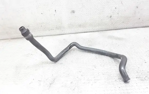 BMW 5 E39 Engine coolant pipe/hose