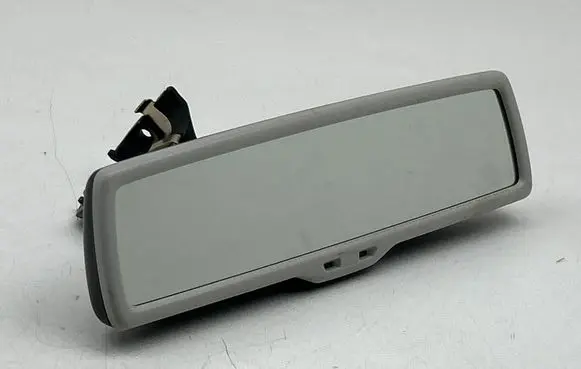 Volkswagen Golf V Rear view mirror (interior) E11015625