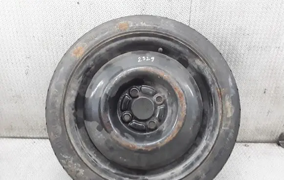Toyota Echo R15 spare wheel 