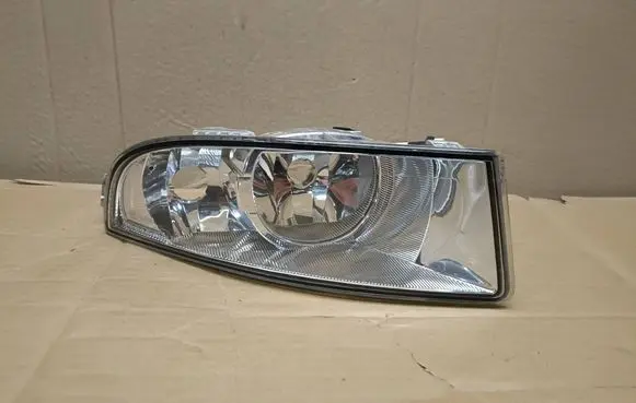 Skoda Octavia Mk2 (1Z) Front fog light 1Z0941700C 1Z0941702C